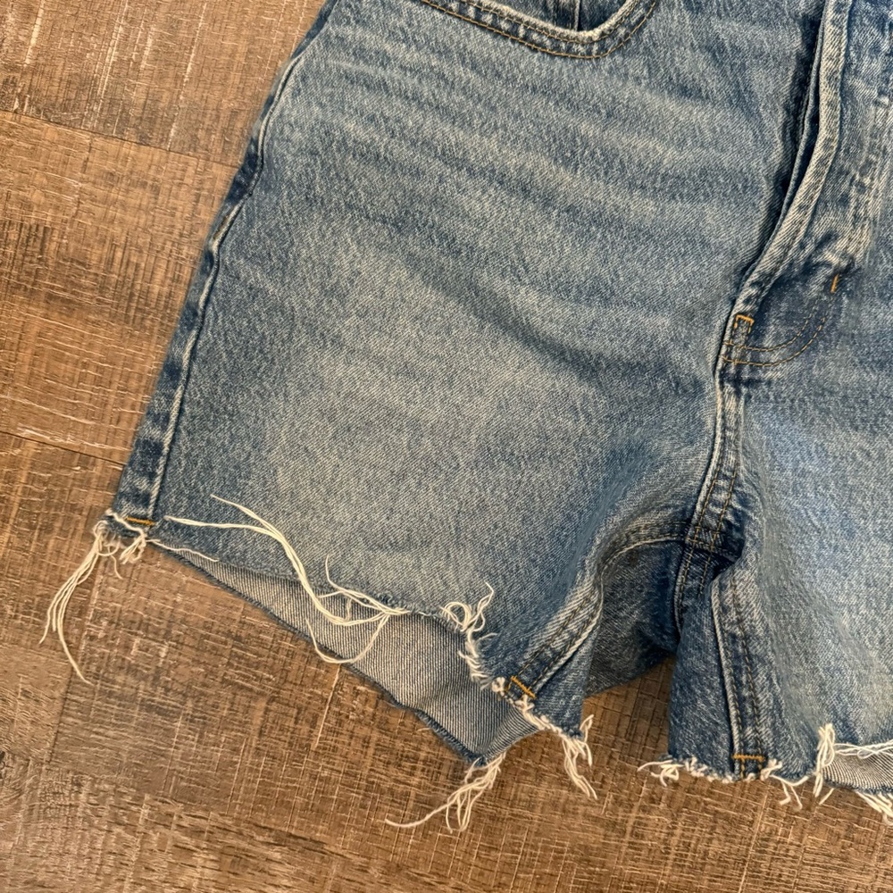 PacSun '90s Girlfriend Denim Shorts - Picture 3 of 5